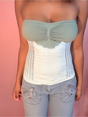 Guess strapless fitted tube top with cut out sides